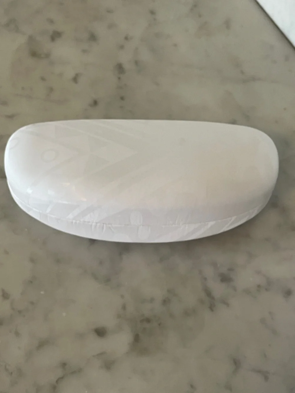 EMILIO PUCCI White Sunglass Hard Clam Shell Large Case